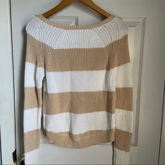 GUESS white and beige striped sweater - Picture 3 of 3